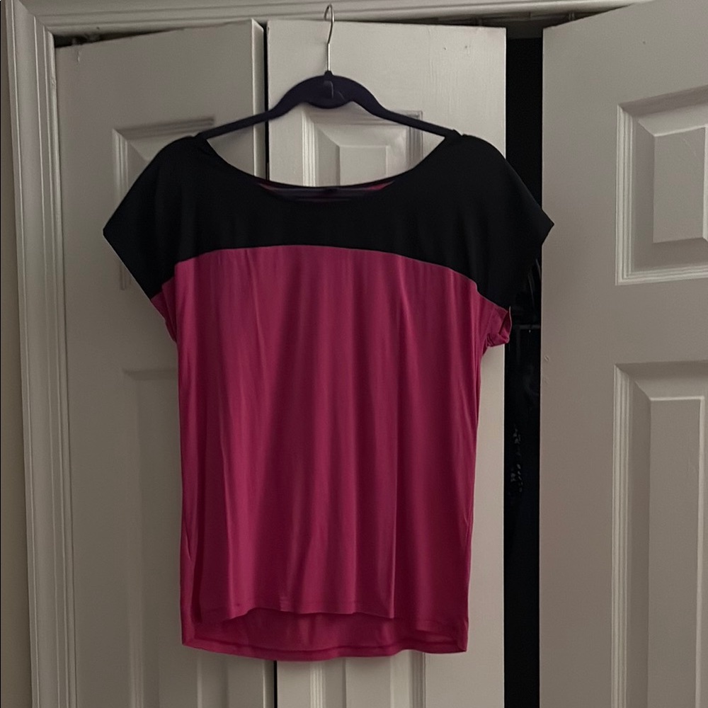 LAST CHANCE BEFORE DONATING! Ann Taylor Black and Pink Top